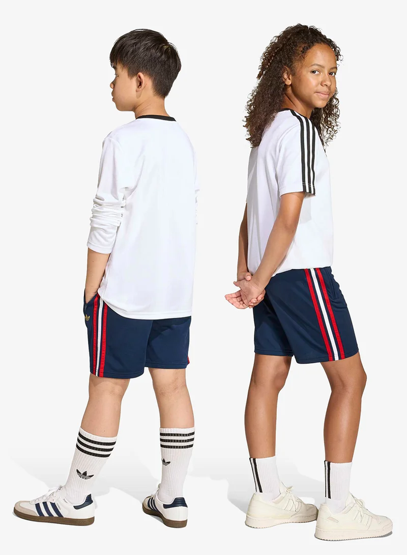 اديداس اوريجينالز شورت فايربيرد